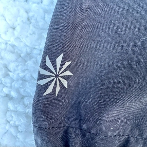 Athleta Black exercise tank top with adjustable bottom Size XS - Picture 5 of 10